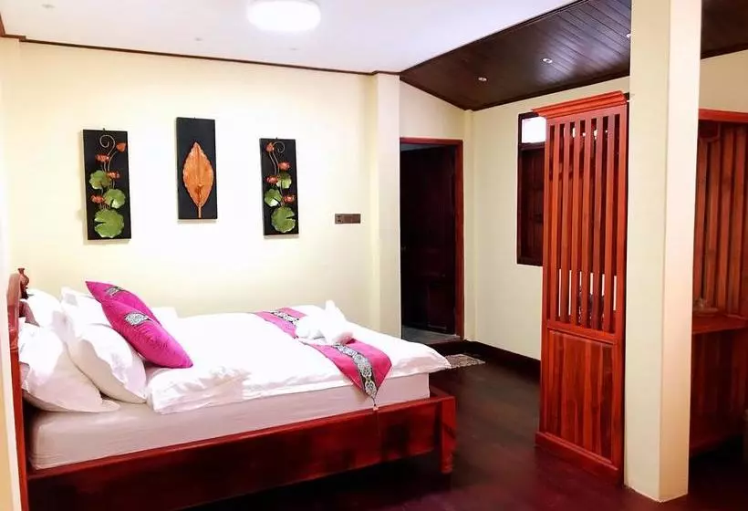 هتل Silichith Guest House