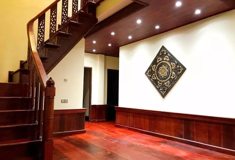 هتل Silichith Guest House