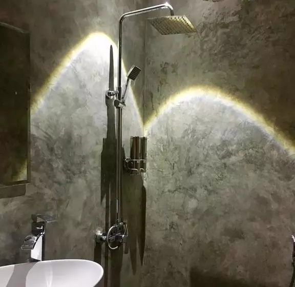 هتل Silichith Guest House