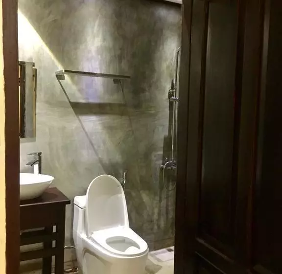 هتل Silichith Guest House