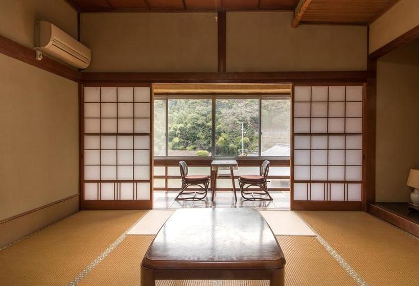 Izumiya Ryokan