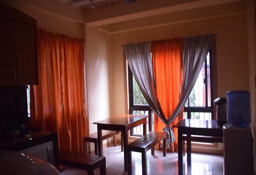 The Quetzal B&b   Hostel