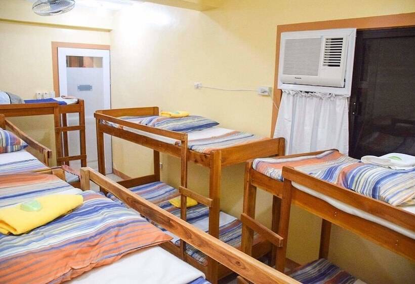 The Quetzal B&b   Hostel