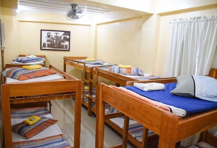 The Quetzal B&b   Hostel