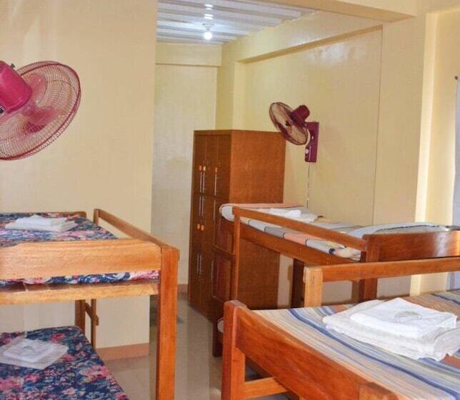 The Quetzal B&b   Hostel