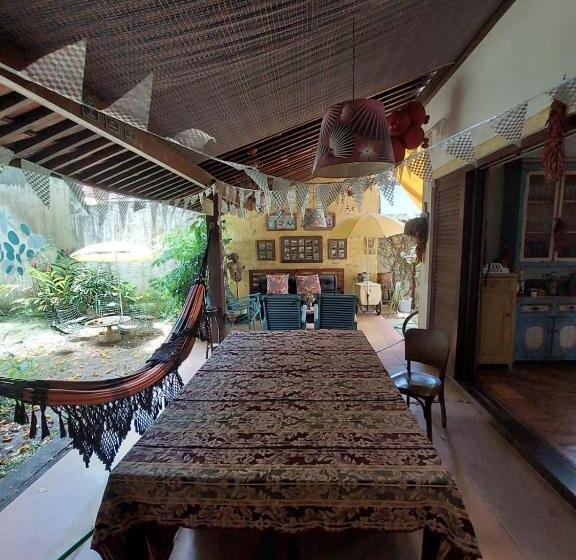 تختخواب و صبحانه Charme Do Poço