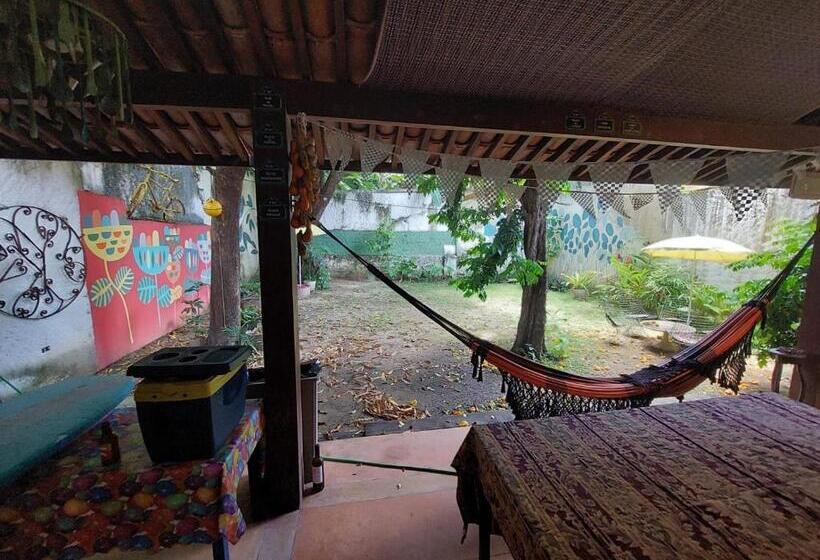 تختخواب و صبحانه Charme Do Poço