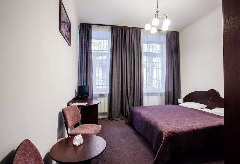 تختخواب و صبحانه Discovery