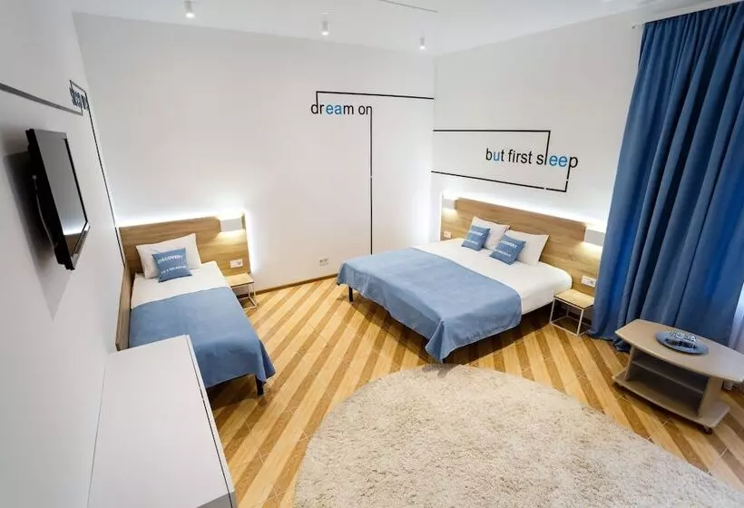 تختخواب و صبحانه Discovery