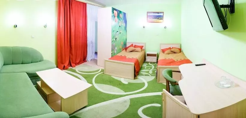 تختخواب و صبحانه Discovery