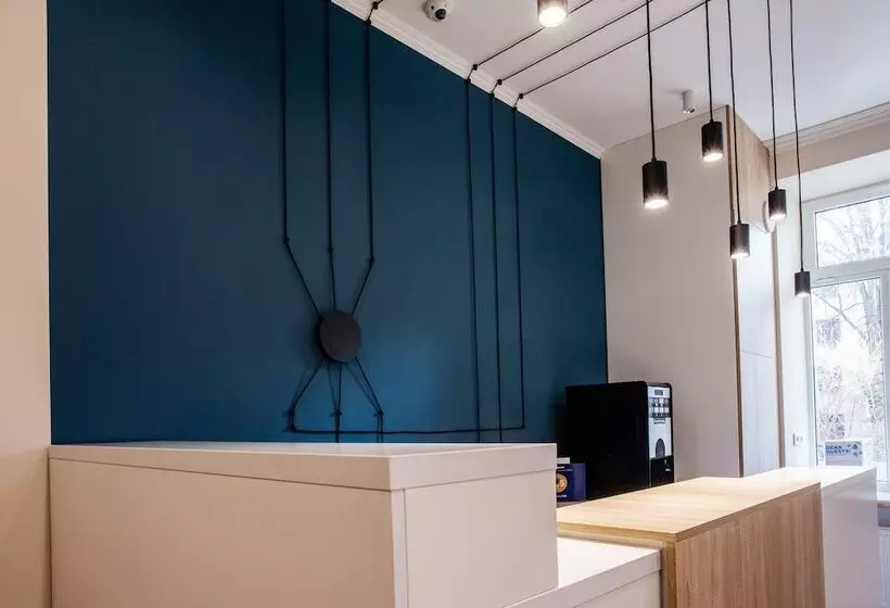 تختخواب و صبحانه Discovery