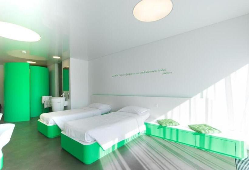 Chromotel Self Check In