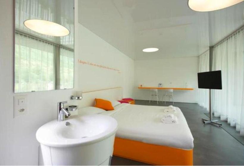 Chromotel Self Check In