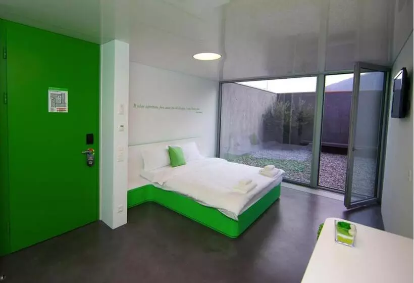 Chromotel Self Check In