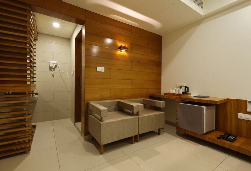 Отель 440 A Serene Stay