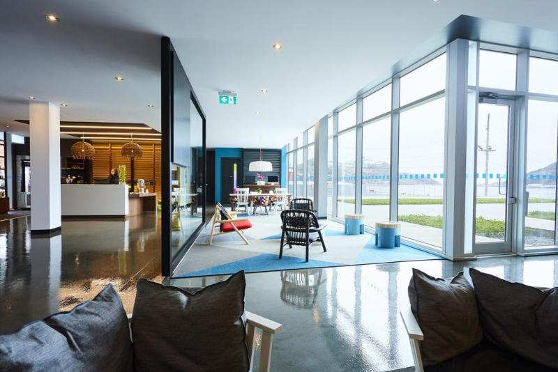 Alt Hotel St. John S