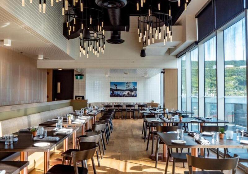 Alt Hotel St. John S