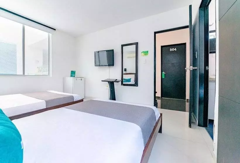 Hotelli Ayenda Royal Fenix