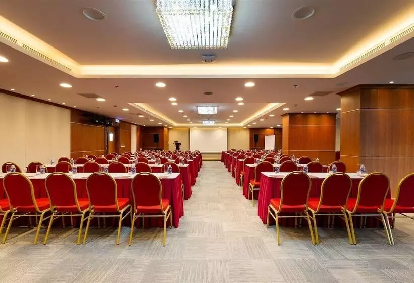 هتل Comodo Nha Trang