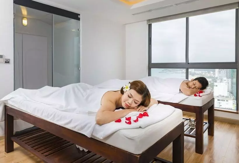 هتل Comodo Nha Trang