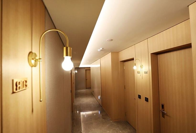 ホテル Gangneung Grey