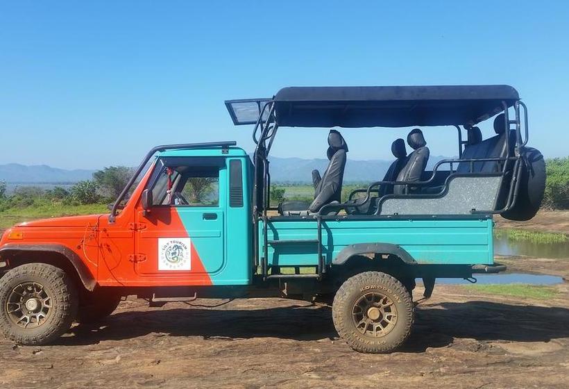 Hotel Peacock Riverside