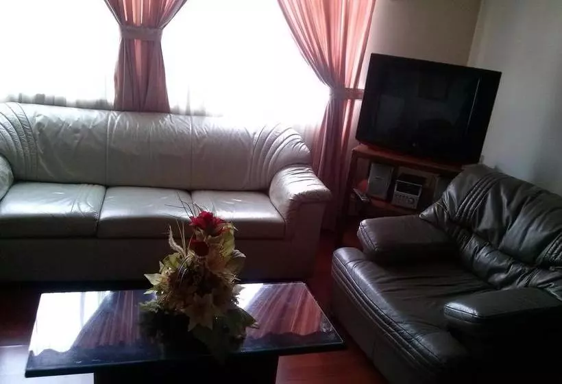 هتل Santa Isabel 2