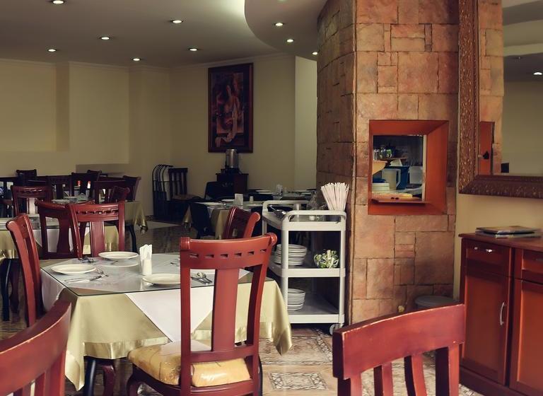 호텔 Santa Isabel 2