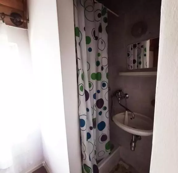 ホテル Central Room