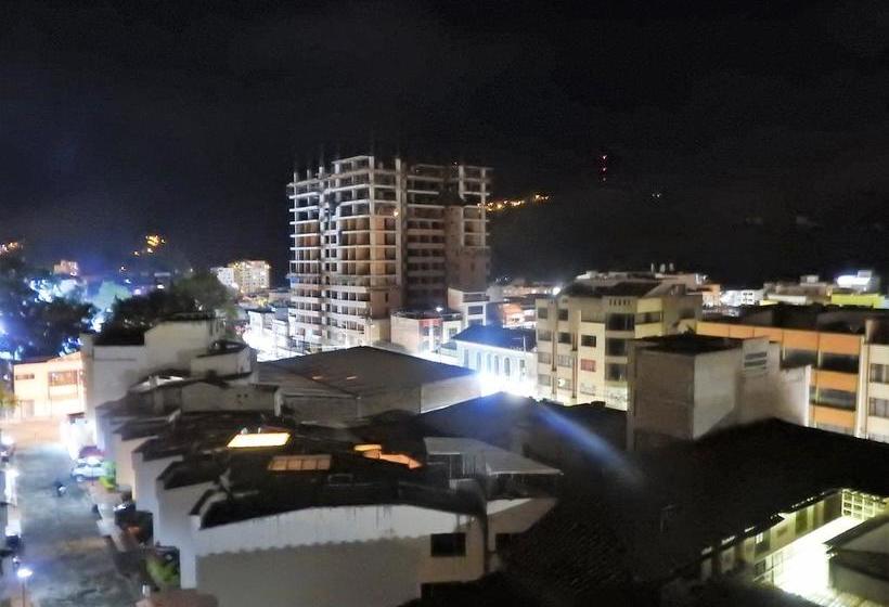 ホテル Villa Isabel