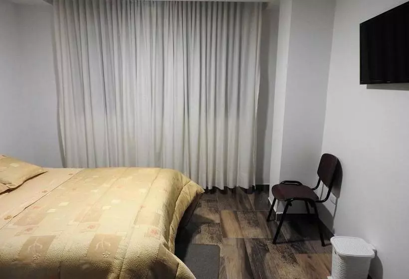 Hotelli Villa Isabel