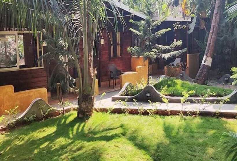 منتجع Tattvam On The Beach Retreat And Spa