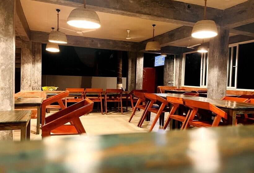 منتجع Tattvam On The Beach Retreat And Spa