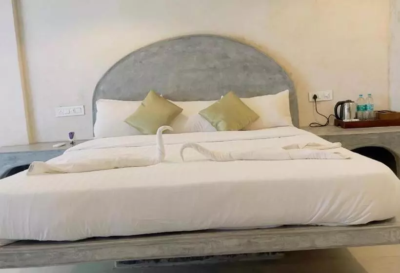 リゾートホテル Tattvam On The Beach   Retreat And Spa