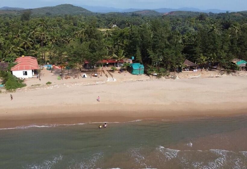 Trippr Gokarna Beach Hostel