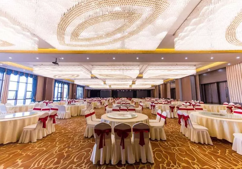 Vienna Hotel Songjiang Wanda Guangfulin Road
