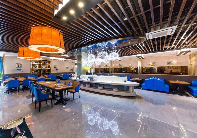 Vienna Hotel Songjiang Wanda Guangfulin Road