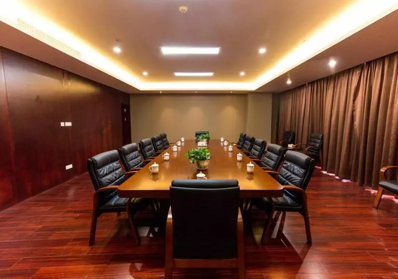 Vienna Hotel Songjiang Wanda Guangfulin Road