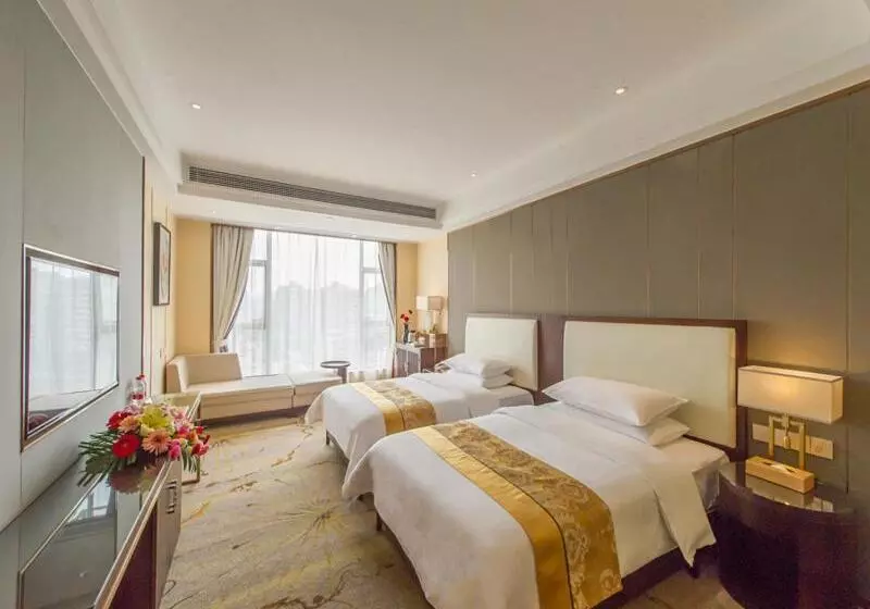 Vienna International Hotel Diecai Wanda High Speed ​​rail Station