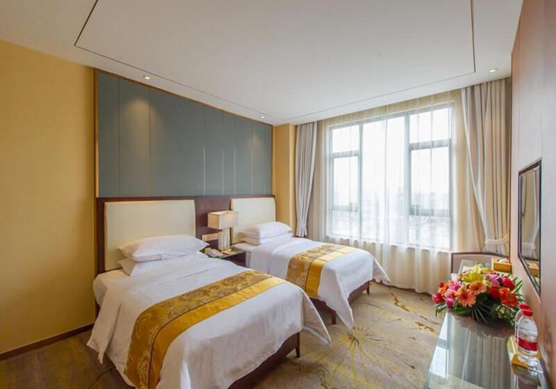 Vienna International Hotel Diecai Wanda High Speed rail Station