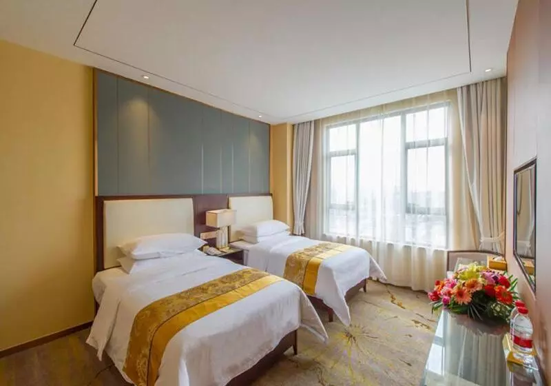 Vienna International Hotel Diecai Wanda High Speed ​​rail Station