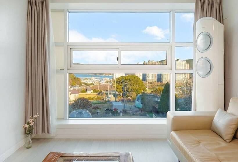 Geoje Forest Morning Spa Pension