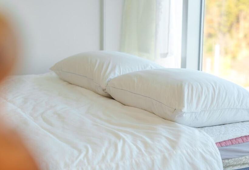 Geoje Forest Morning Spa Pension