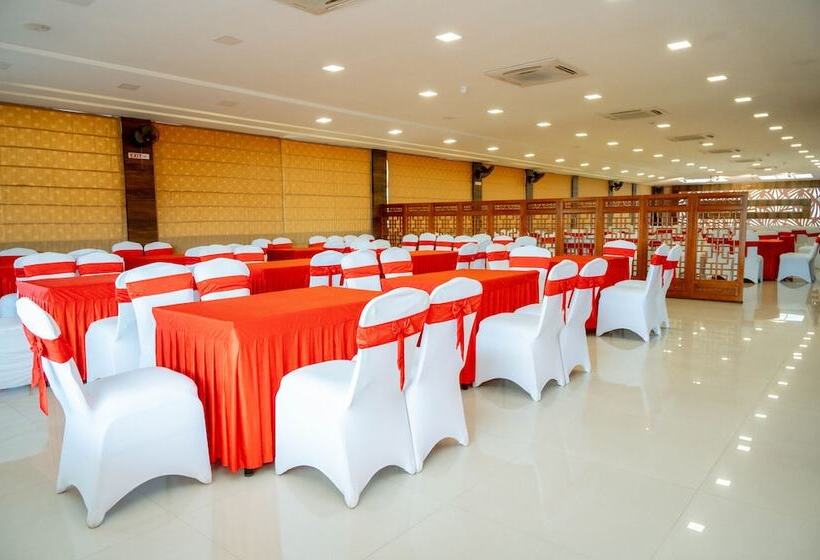 Hotel Mansha Regency