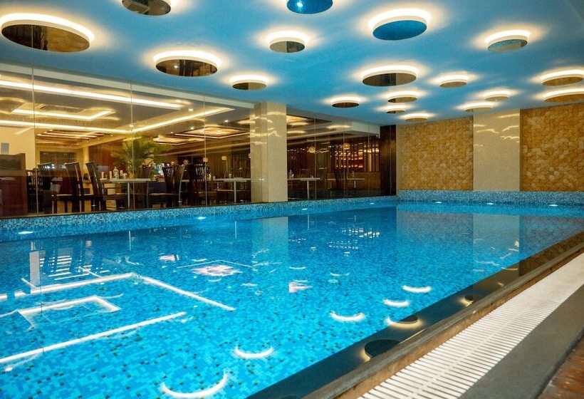 Hotel Mansha Regency