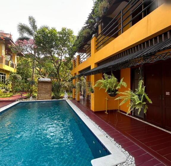 هتل Olivier Boutique