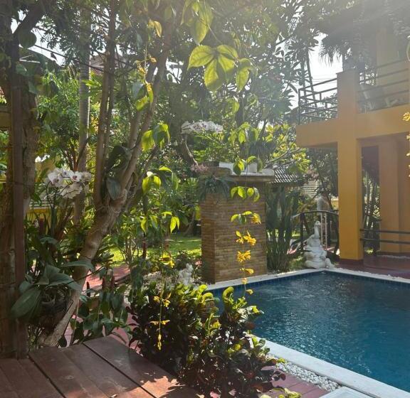 هتل Olivier Boutique