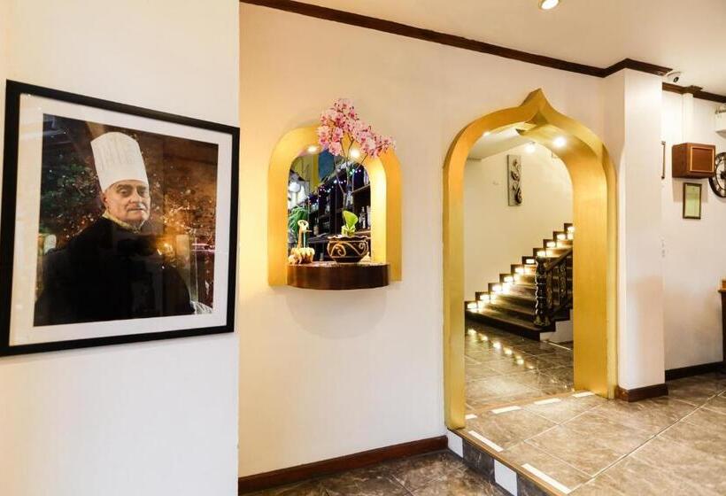 هتل Olivier Boutique