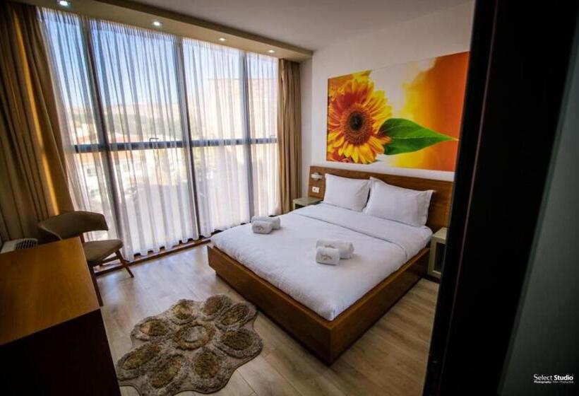 هتل Restorant Delisia