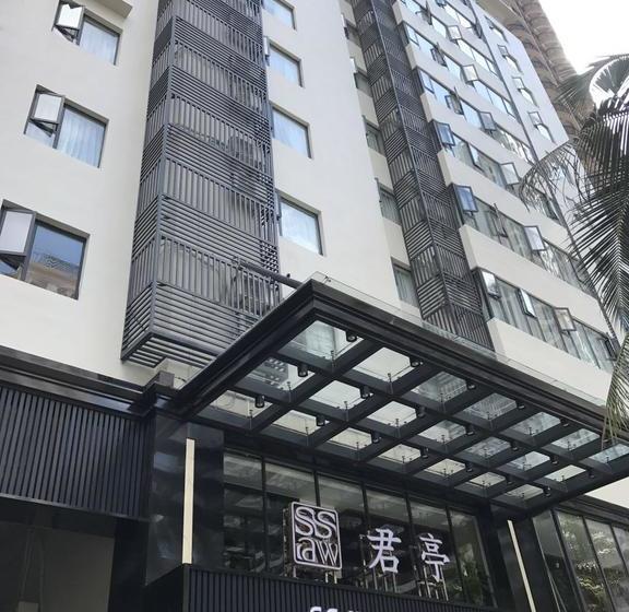 Отель Sanya Great East Sea Junting